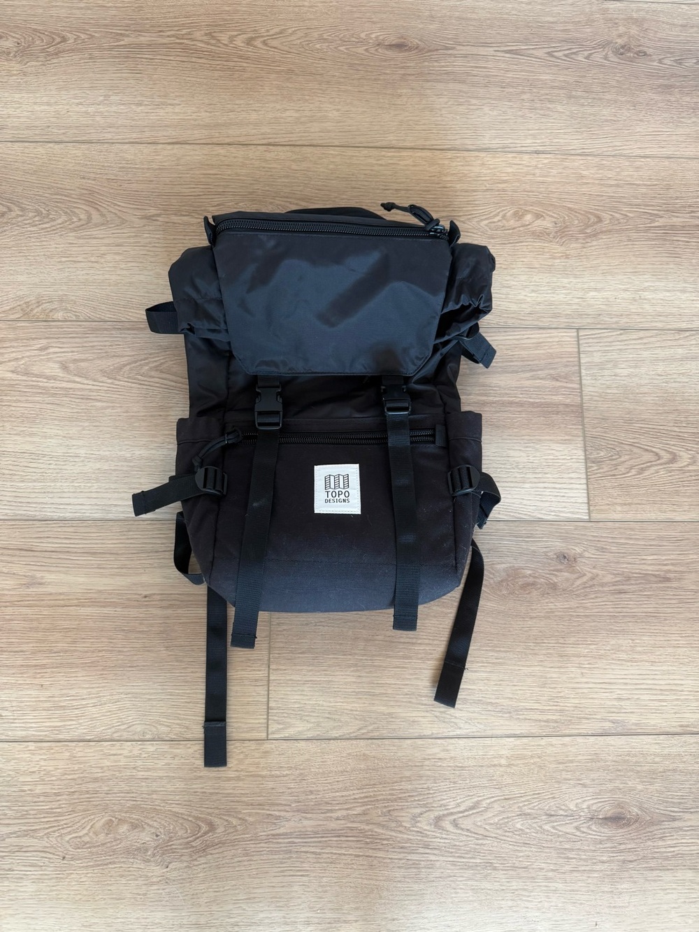 Topo Designs Rover Pack Black Backpack Travel Hiking Laptop Everyday Carry